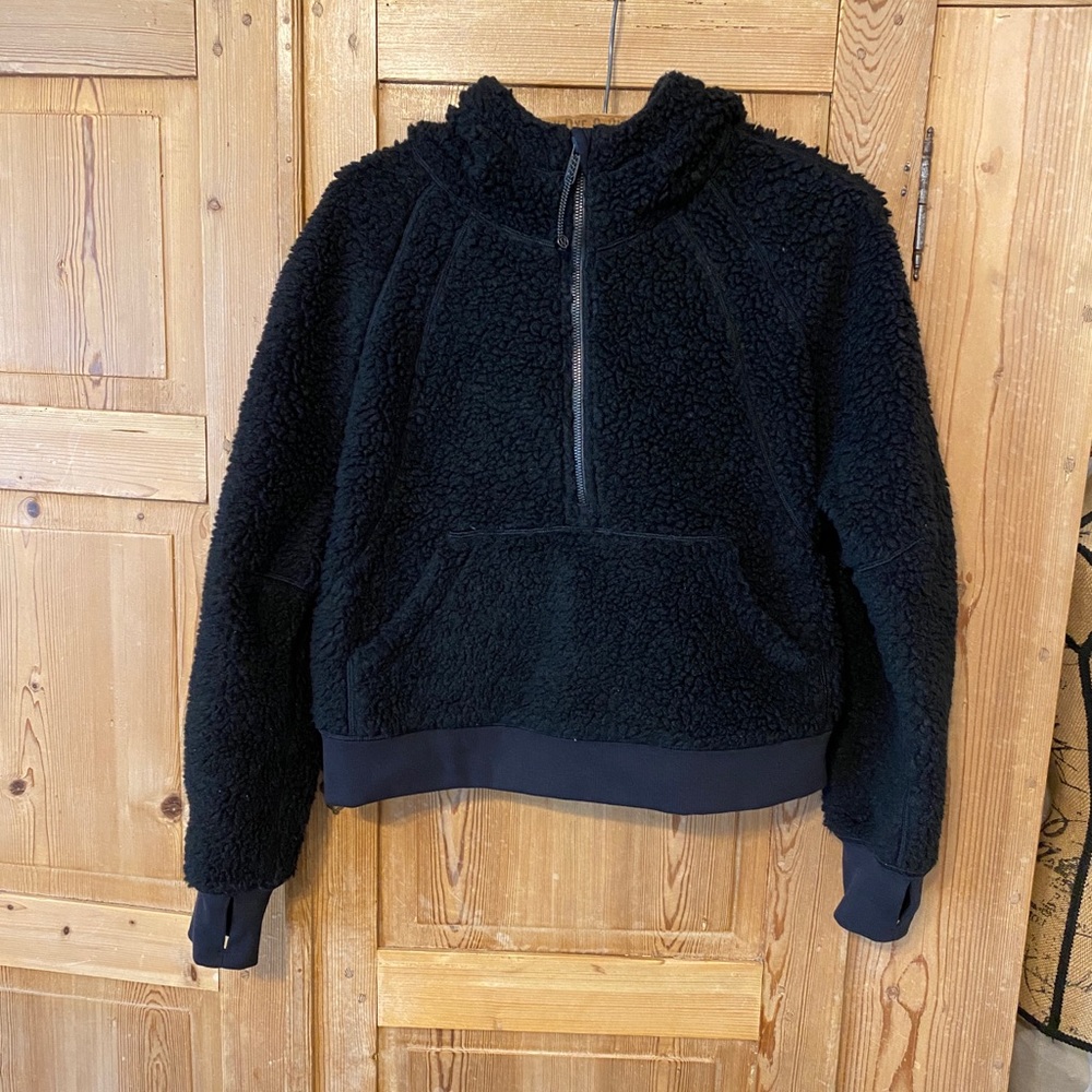 Lululemon XS/S oversized scuba Sherpa fuzzy crop